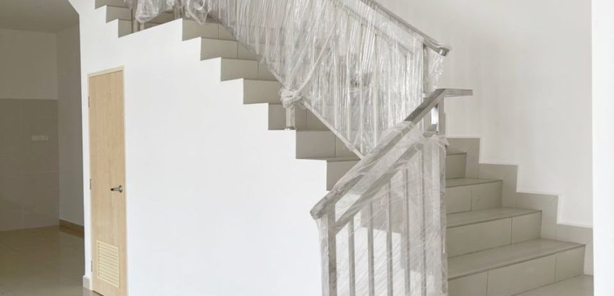 Austin Mutiara @ Mount Austin – 2 Storey Corner Cluster House – FOR SALE