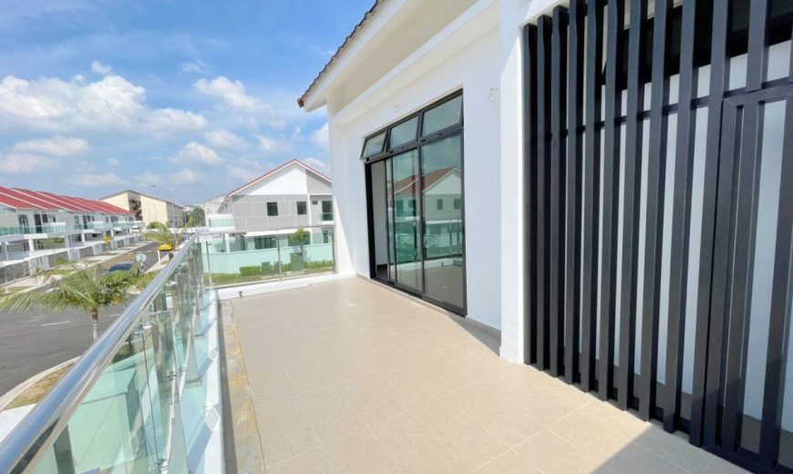 Austin Mutiara @ Mount Austin – 2 Storey Corner Cluster House – FOR SALE Austin Mutiara @ Mount Austin – 2 Storey Corner Cluster House – FOR SALE