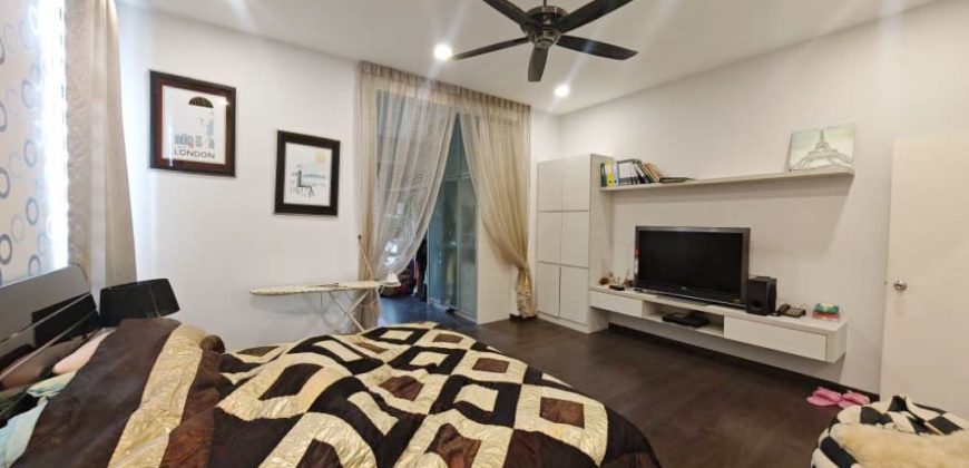 Setia Tropika – 2 Storey End Lot Cluster House – FOR SALE