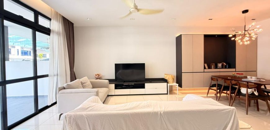 Eco Summer – 2 Storey Terrace House – FOR RENT Eco Summer – 2 Storey Terrace House – FOR RENT