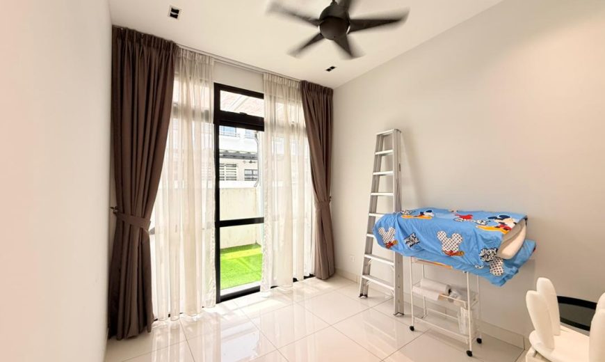Eco Summer – 2 Storey Terrace House – FOR RENT Eco Summer – 2 Storey Terrace House – FOR RENT