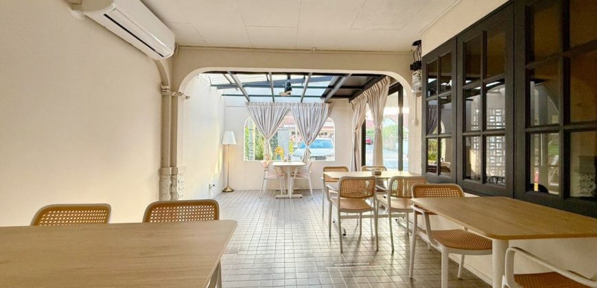 Jb Town Area – Business – FOR SALE