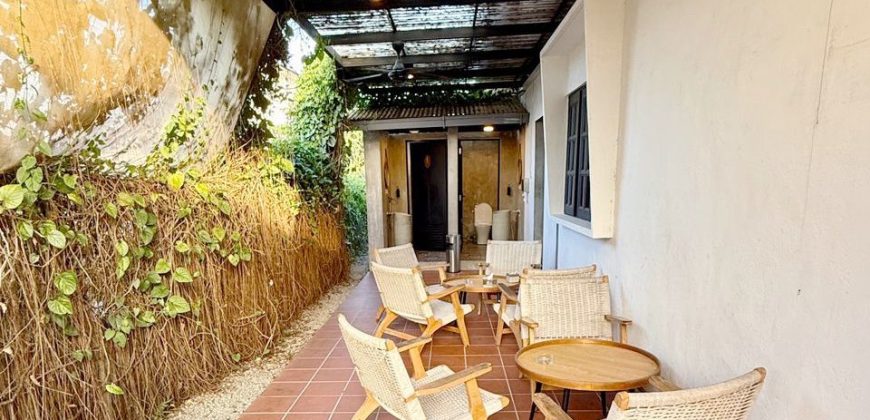 Jb Town Area – Business – FOR SALE