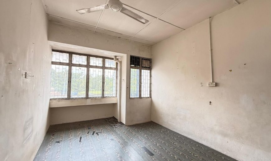 Taman Daya – 2 Storey End Lot Shoplot – FOR RENT Taman Daya – 2 Storey End Lot Shoplot – FOR RENT