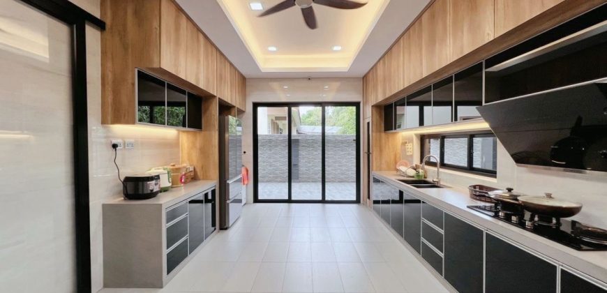 Taman Sri Intan @ Jb Town Area – 3 Storey Semi Detached House – FOR SALE