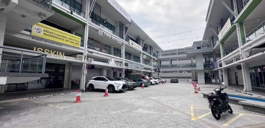 The Lakefront @ Southkey – 3 Storey Shoplot – FOR SALE