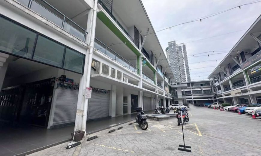 The Lakefront @ Southkey – 3 Storey Shoplot – FOR SALE The Lakefront @ Southkey – 3 Storey Shoplot – FOR SALE
