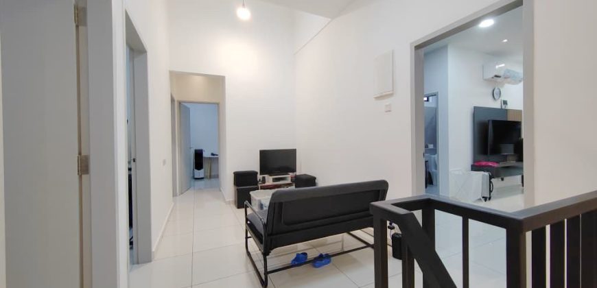 Crest Austin @ Mount Austin – 2 Storey Corner Terrace House – FOR SALE