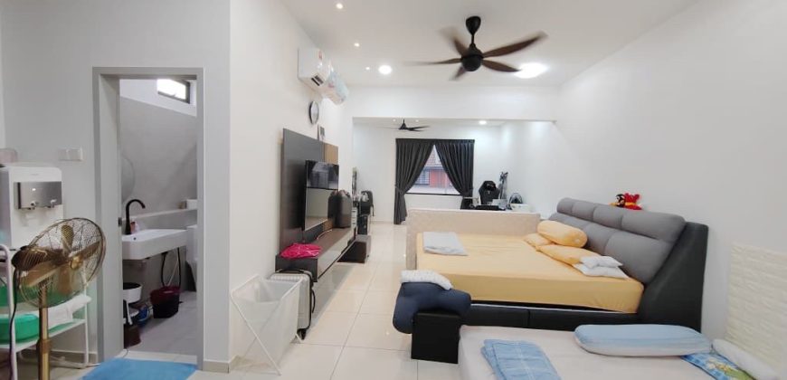 Crest Austin @ Mount Austin – 2 Storey Corner Terrace House – FOR SALE