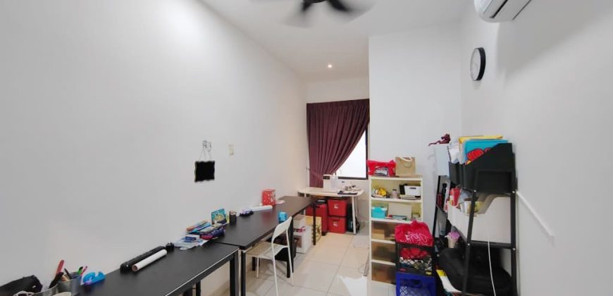 Crest Austin @ Mount Austin – 2 Storey Corner Terrace House – FOR SALE