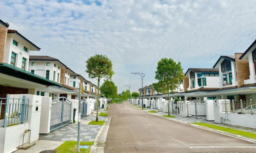 Eco Botanic – 2 Storey Cluster House – FOR SALE Eco Botanic – 2 Storey Cluster House – FOR SALE