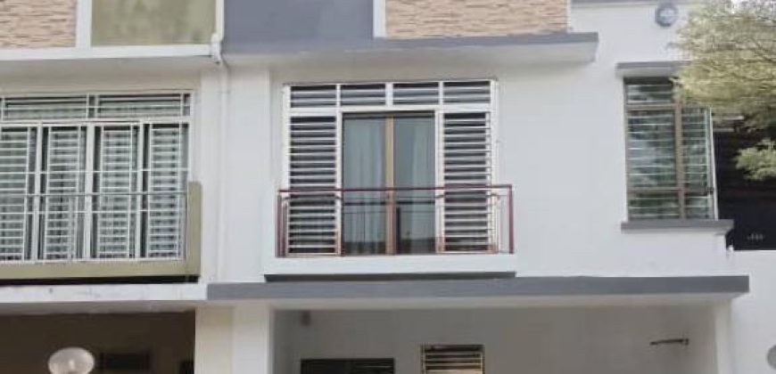 Horizon Hills – 3 Storey End Lot Cluster House – FOR SALE