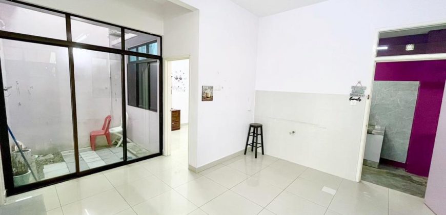 Adda Heights – 2 Storey Corner Cluster House – FOR SALE