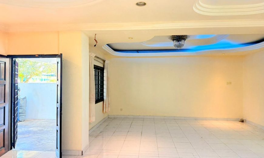 Taman Bukit Kempas – 2 Storey Superlink House – FOR SALE Taman Bukit Kempas – 2 Storey Superlink House – FOR SALE