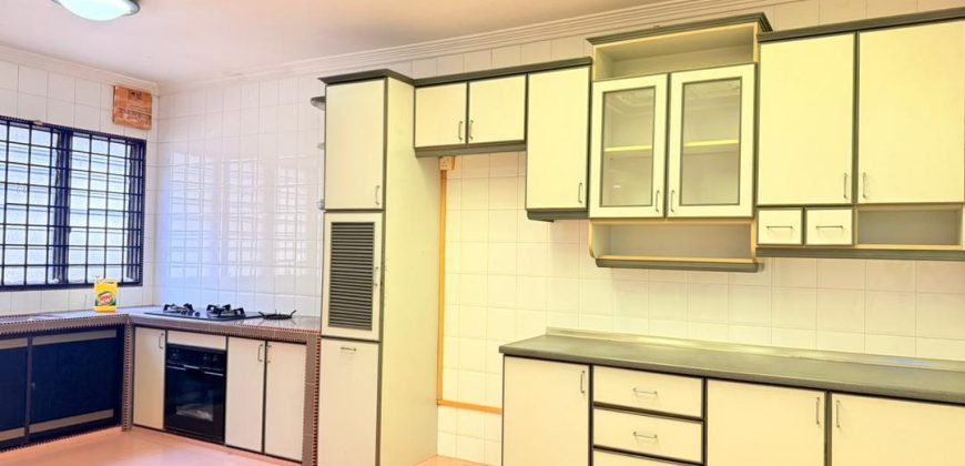 Taman Bukit Kempas – 2 Storey Superlink House – FOR SALE