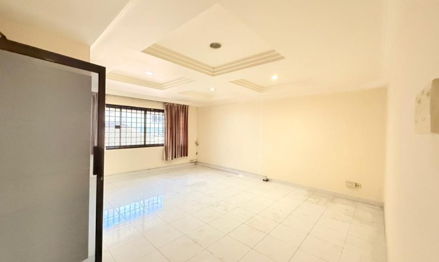 Taman Bukit Kempas – 2 Storey Superlink House – FOR SALE Taman Bukit Kempas – 2 Storey Superlink House – FOR SALE