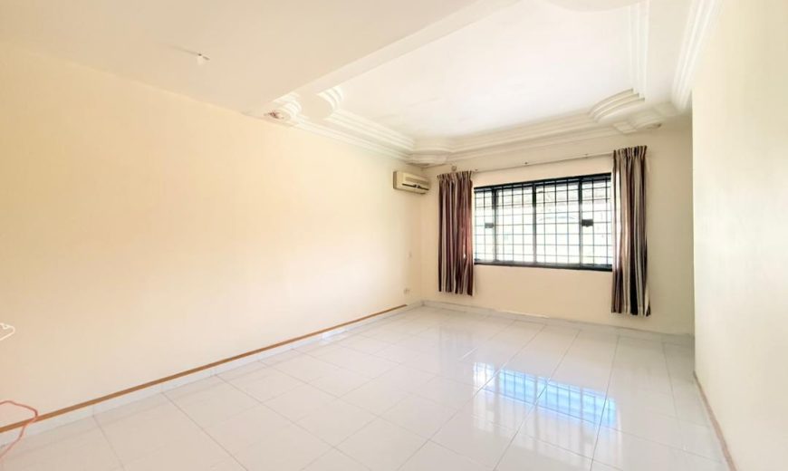 Taman Bukit Kempas – 2 Storey Superlink House – FOR SALE Taman Bukit Kempas – 2 Storey Superlink House – FOR SALE