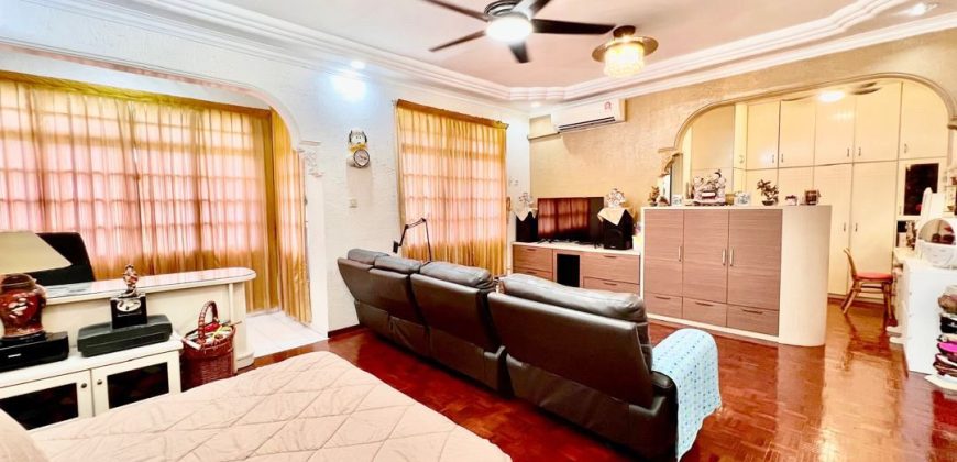 Taman Perling – 2 Storey Bungalow House – FOR SALE