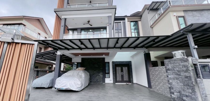 Taman Sri Intan @ Jb Town Area – 3 Storey Semi Detached House – FOR SALE