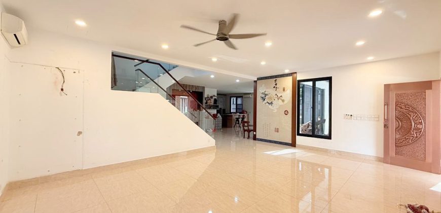 Horizon Hills – 2 Storey Bungalow House – FOR SALE Horizon Hills – 2 Storey Bungalow House – FOR SALE