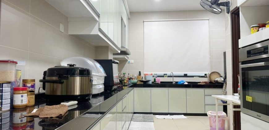 Straits View Residences @ Permas Jaya – 2.5 Storey Semi Detached House – FOR SALE