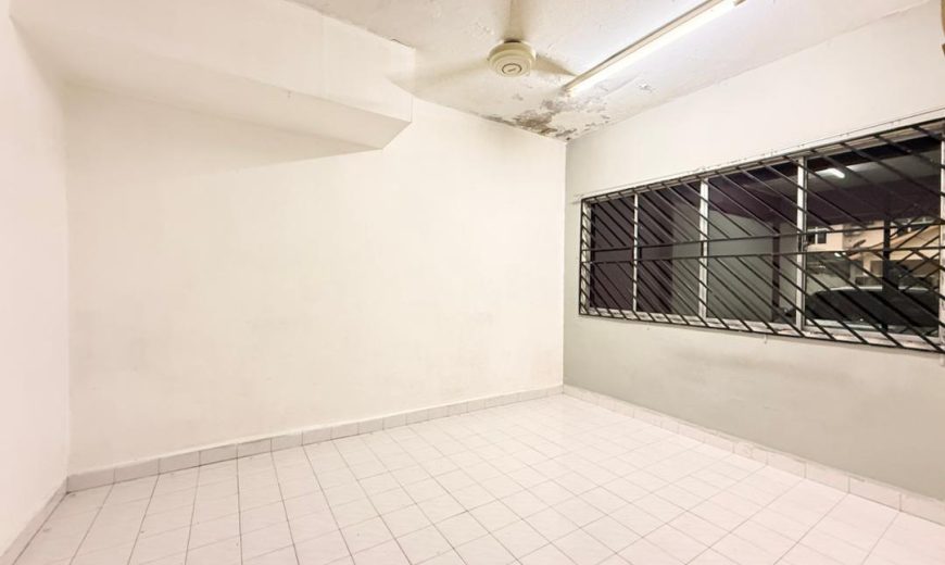Taman Bukit Kempas – 2 Storey Terrace House – FOR SALE Taman Bukit Kempas – 2 Storey Terrace House – FOR SALE