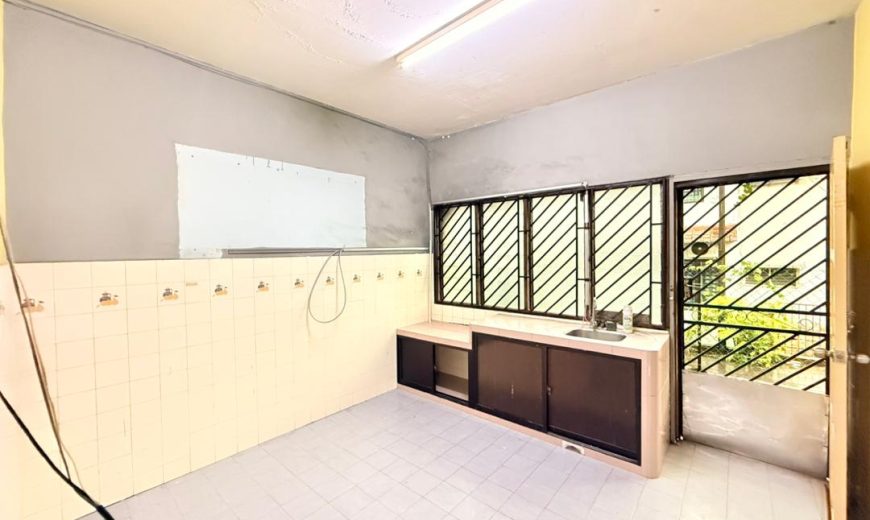 Taman Bukit Kempas – 2 Storey Terrace House – FOR SALE Taman Bukit Kempas – 2 Storey Terrace House – FOR SALE