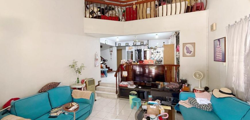 Taman Pelangi – 2.5 Storey Terrace House – FOR SALE