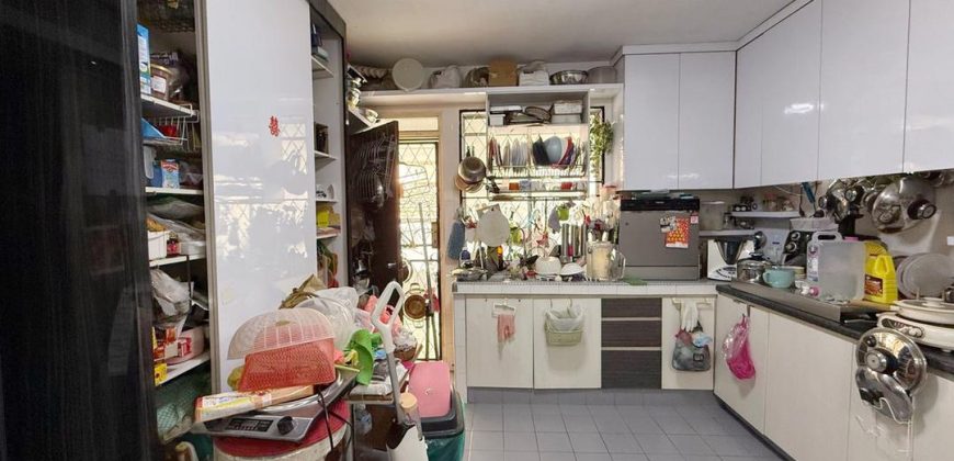 Taman Pelangi – 2.5 Storey Terrace House – FOR SALE