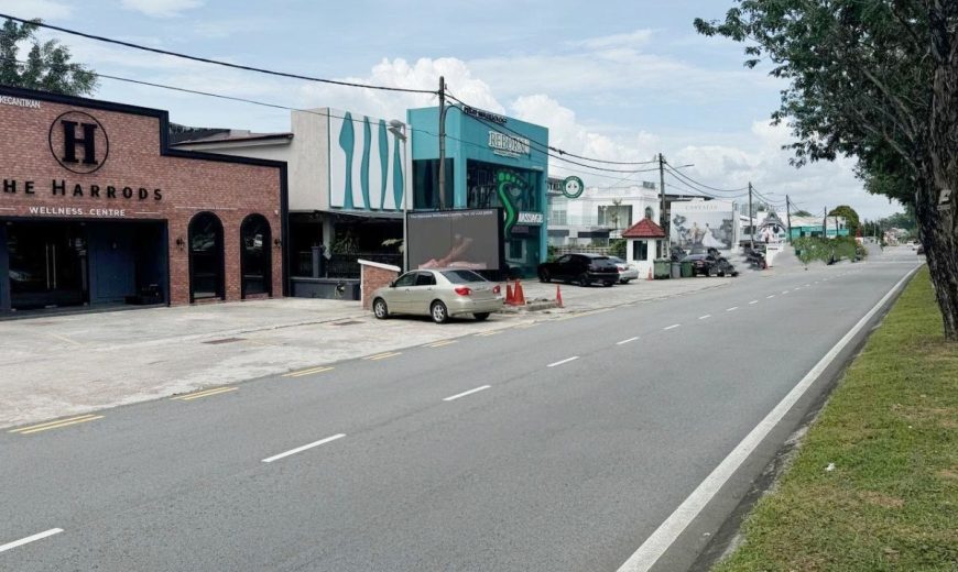 Taman Pelangi – Commercial Bungalow – FOR RENT Taman Pelangi – Commercial Bungalow – FOR RENT