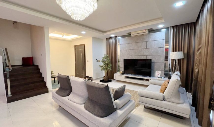 Horizon Hills – 2.5 Storey Cluster House – FOR SALE Horizon Hills – 2.5 Storey Cluster House – FOR SALE