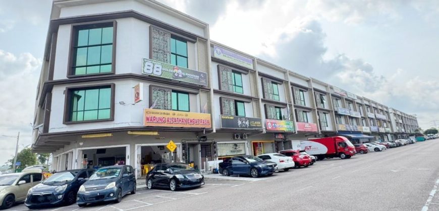 Bandar Cemerlang @ Ulu Tiram – 3 Storey Corner Shoplot – FOR SALE