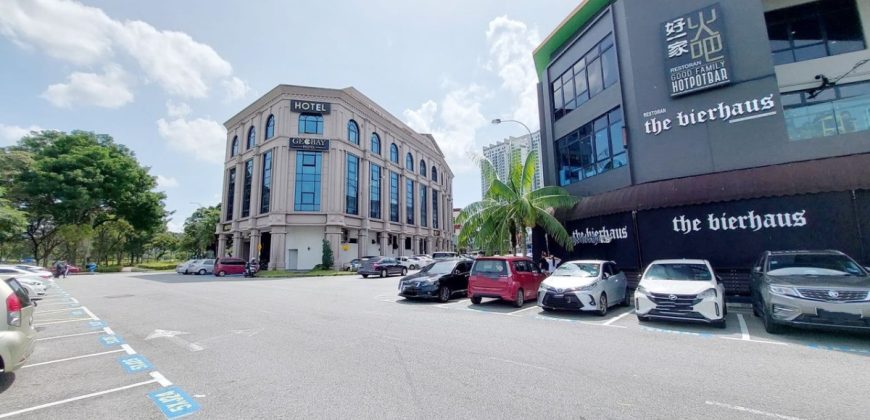 Bukit Indah – 3 Storey Corner Shoplot – FOR SALE
