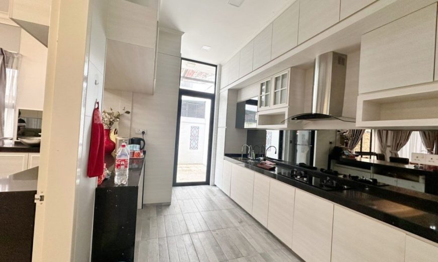 Horizon Hills – 3 Storey Cluster House – FOR SALE Horizon Hills – 3 Storey Cluster House – FOR SALE