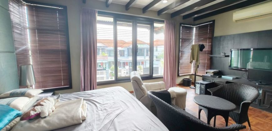 Impian Emas – 2 Storey End Lot Semi Detached House – FOR SALE