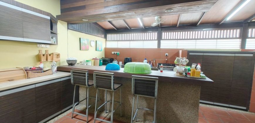 Impian Emas – 2 Storey End Lot Semi Detached House – FOR SALE