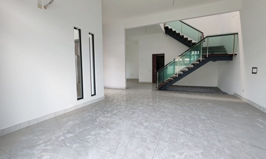Nusa Duta 3 – 2 Storey Semi Detached House – FOR SALE Nusa Duta 3 – 2 Storey Semi Detached House – FOR SALE