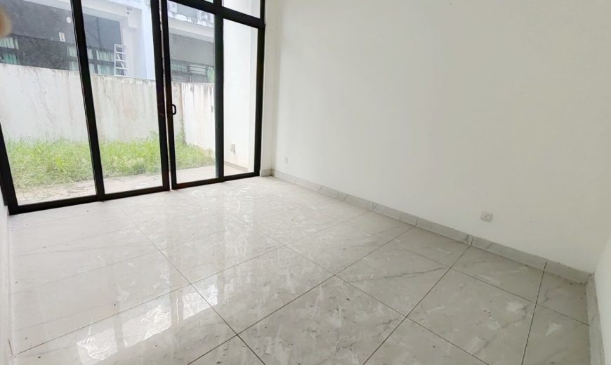 Nusa Duta 3 – 2 Storey Semi Detached House – FOR SALE Nusa Duta 3 – 2 Storey Semi Detached House – FOR SALE