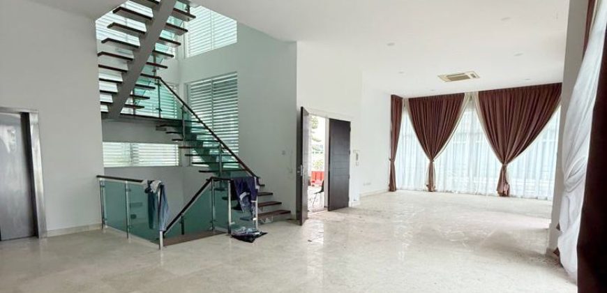 Straits View @ Jb Town – 3.5 Storey Bungalow House – FOR SALE