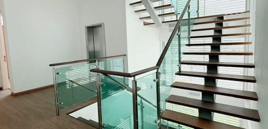 Straits View @ Jb Town – 3.5 Storey Bungalow House – FOR SALE