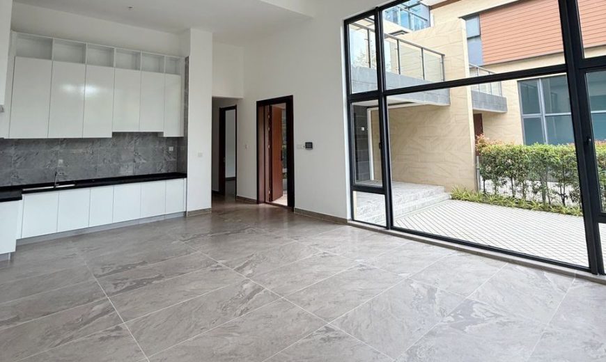 Forest City Golf Villa – 3.5 Storey Villa – FOR SALE Forest City Golf Villa – 3.5 Storey Villa – FOR SALE