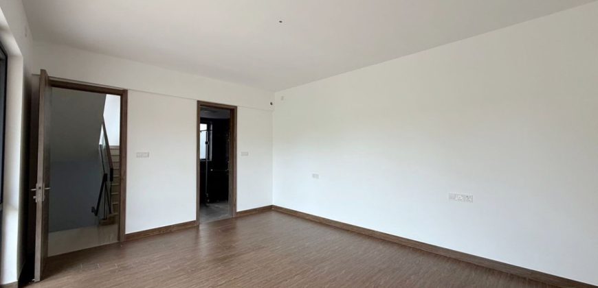 Forest City Golf Villa – 3.5 Storey Villa – FOR SALE