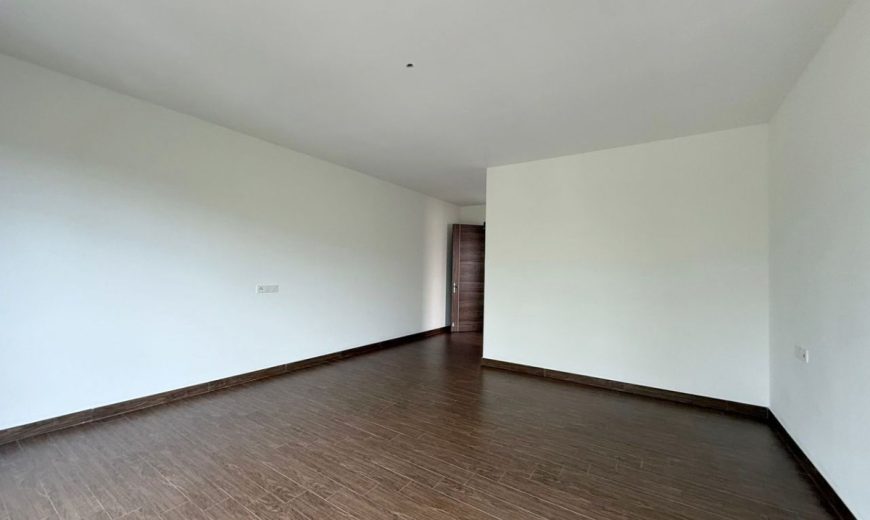 Forest City Golf Villa – 3.5 Storey Villa – FOR SALE Forest City Golf Villa – 3.5 Storey Villa – FOR SALE