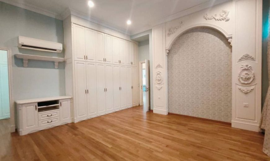 Bukit Indah – 2 Storey End Lot Semi Detached House – FOR SALE Bukit Indah – 2 Storey End Lot Semi Detached House – FOR SALE