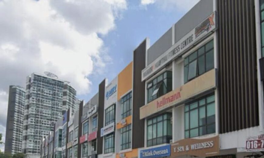 Taman Ponderosa – 3 Storey Shoplot – FOR SALE Taman Ponderosa – 3 Storey Shoplot – FOR SALE