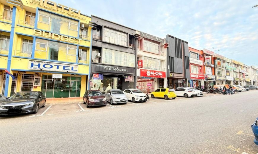 Setia Tropika – 3 Storey Shoplot – FOR SALE