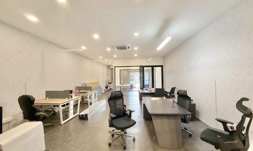 Bukit Indah – Single Storey Medium Cost Shoplot – FOR SALE