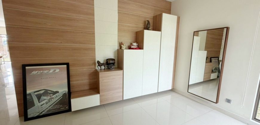 East Ledang – 2 Storey Corner Semi Detached House – FOR SALE