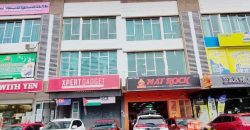 Taman Universiti – 3 Storey Corner Shoplot – FOR SALE