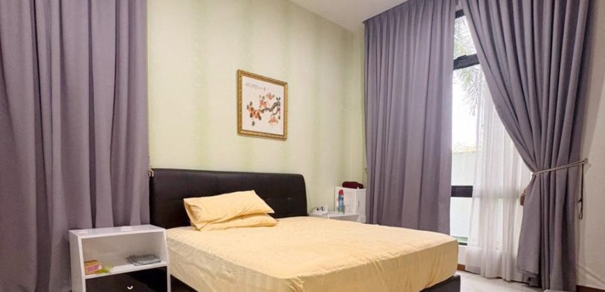 Isola Grandeur @ Senibong Cove – 3 Storey Bungalow House – FOR SALE